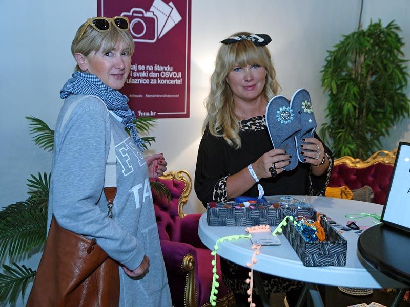 žena-hr-indizajna-sajam-modnialmanah