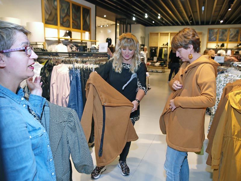 reserved-fashion-modnialmanah-arena-centar-subrina-professional