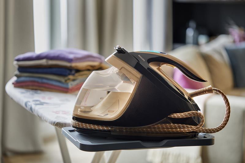 philips-Perfect-Care-Elite-Plus-parna-postaja-modnialmanah-lifestyle-glačalo