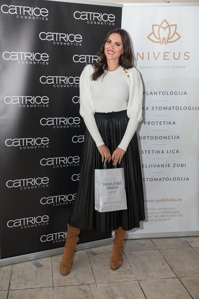 ivana-jurić-klovićevi-dvori-revija-ziaja-catrice-modnialmanah