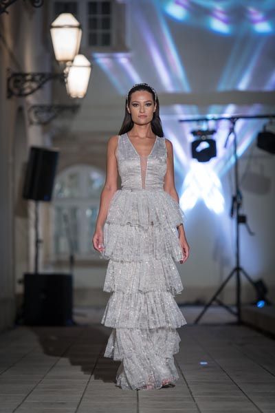 ivana-jurić-klovićevi-dvori-revija-ziaja-catrice-modnialmanah