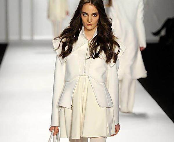 fashion-moda-bijelo-modnialmanah