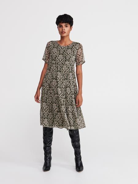 fashion-reserved-black-weekend-modnialmanah
