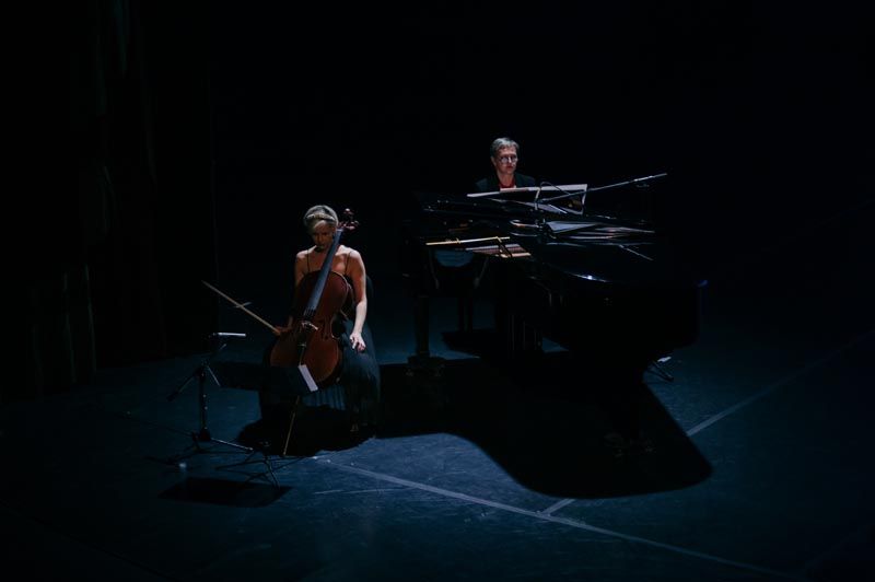 GIAMBATTISTA-VALLI-H&M-hnk-modnialmanah-fashion