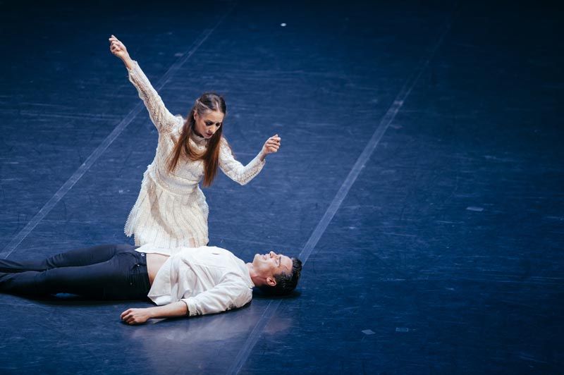 GIAMBATTISTA-VALLI-H&M-hnk-modnialmanah-fashion