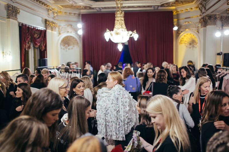 GIAMBATTISTA-VALLI-H&M-hnk-modnialmanah-fashion