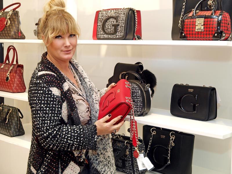 fashion-guess-modnialmanah-city-center-one-east