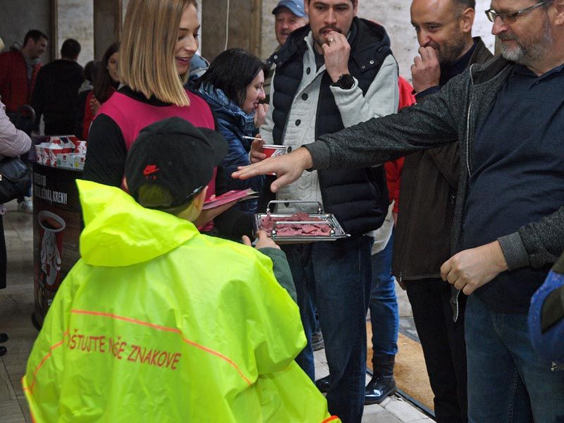 nama-alma-špica-fashion-modnialmanah-keune-borotalco-max-factor