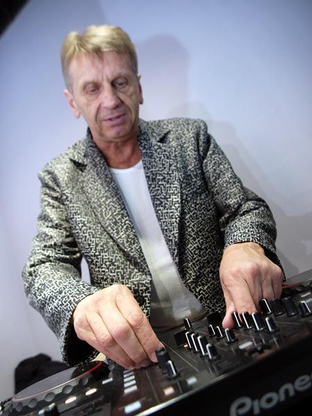 nama-alma-špica-fashion-modnialmanah-keune-borotalco-max-factor