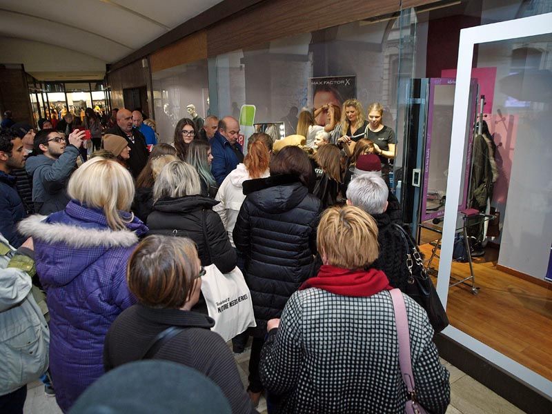 nama-alma-špica-fashion-modnialmanah-keune-borotalco-max-factor