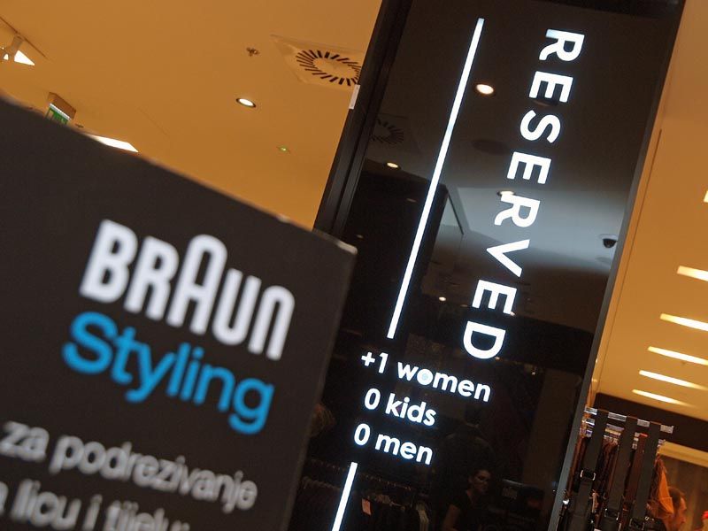 reserved-arena-centar-movember-braun-afrodita-modnialmanah