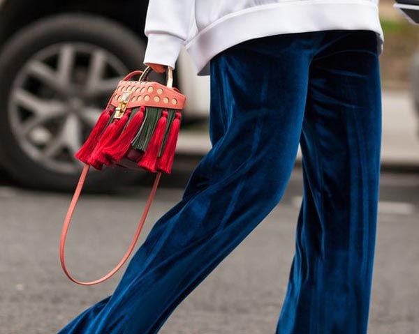 hlače-pliš-modnialmanah-fashion