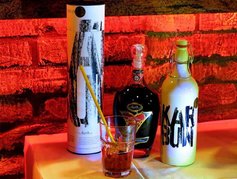vino-uz-žlicu-magazinska-klet-pri-staroj-smokvi-modnialmanah-gastro-vino-hrana