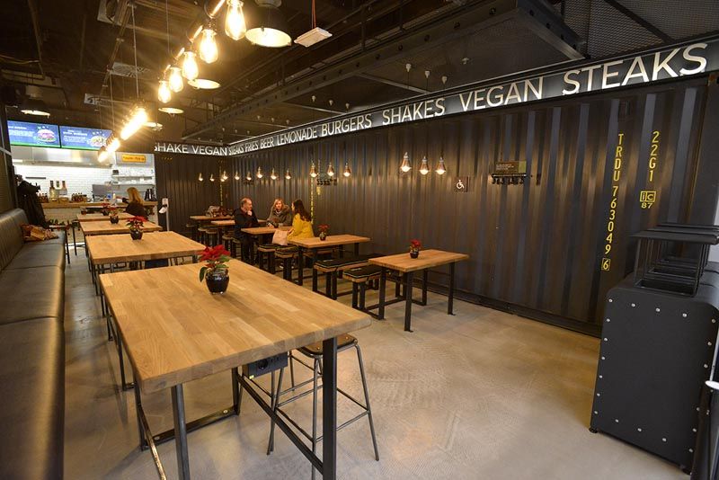 lars&sven-modnialmanah-lifestyle-branimir-mingle-mall