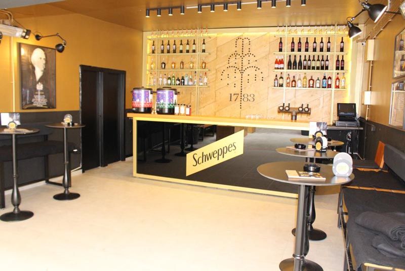 advent-u-zagrebu-vinil-bar-schweppes-modnialmanah-lifestyle