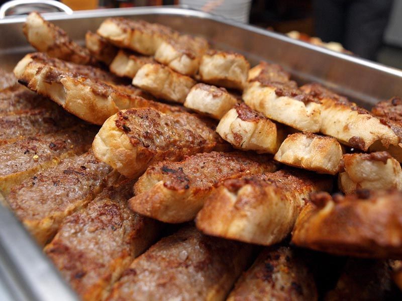 vino-uz-žlicu-magazinska-klet-pri-staroj-smokvi-modnialmanah-gastro-vino-hrana