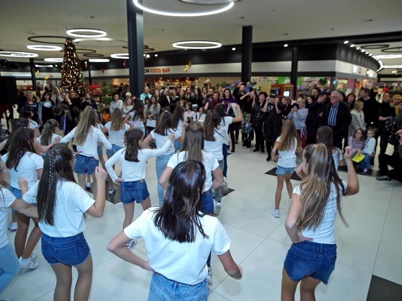 fashion-salona-mall-split-makeover-modnialmanah