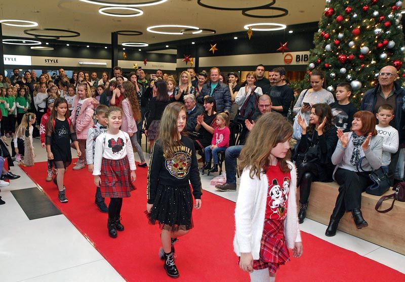 salona-mall-modnialmanah-split-mercator-revija