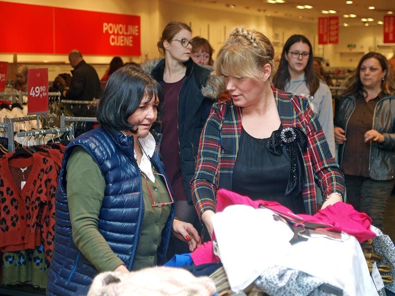 fashion-c&a-modnialmanah-city-center-west