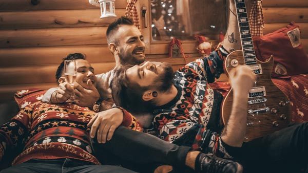ljubavnici-lifestyle-božićna-pjesma-modnialmanah