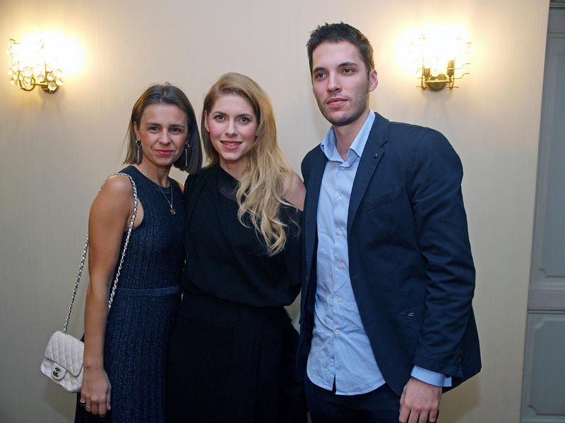 idiot-hnk-premijera-lifestyle-modnialmanah