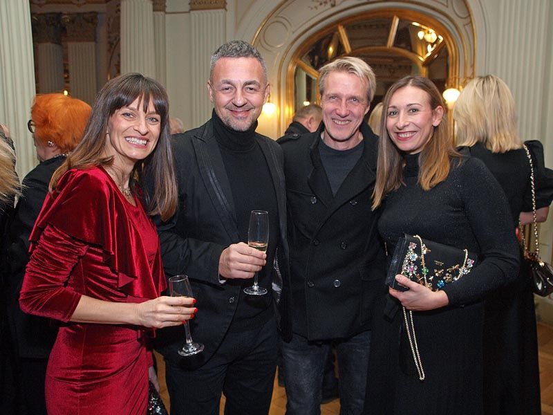 idiot-hnk-premijera-lifestyle-modnialmanah