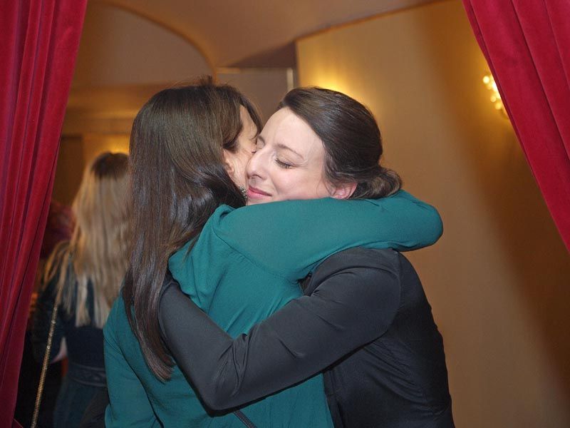 idiot-hnk-premijera-lifestyle-modnialmanah