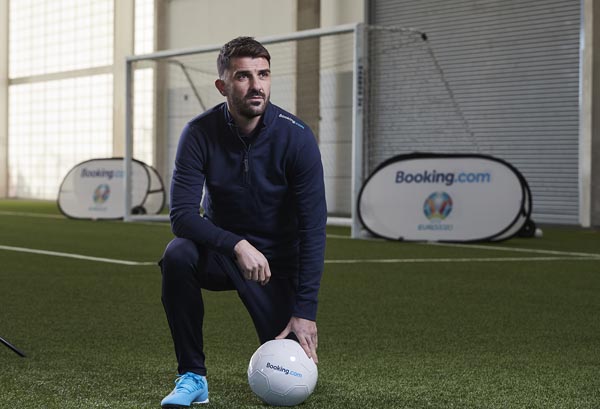 Booking-com-Global-Ambassador-for-UEFA-EURO-2020 -David-Villa-lifestyle-modnialmanah