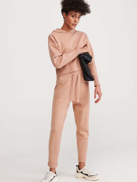 fashion-reserved-homewear-modnialmanah