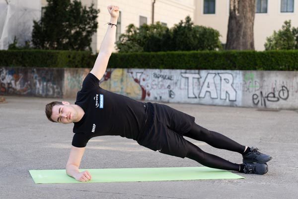 aktivna-hrvatska-zdravlje-vježbanje-trening-modnialmanah-marin-dadić-patrik-kramarić
