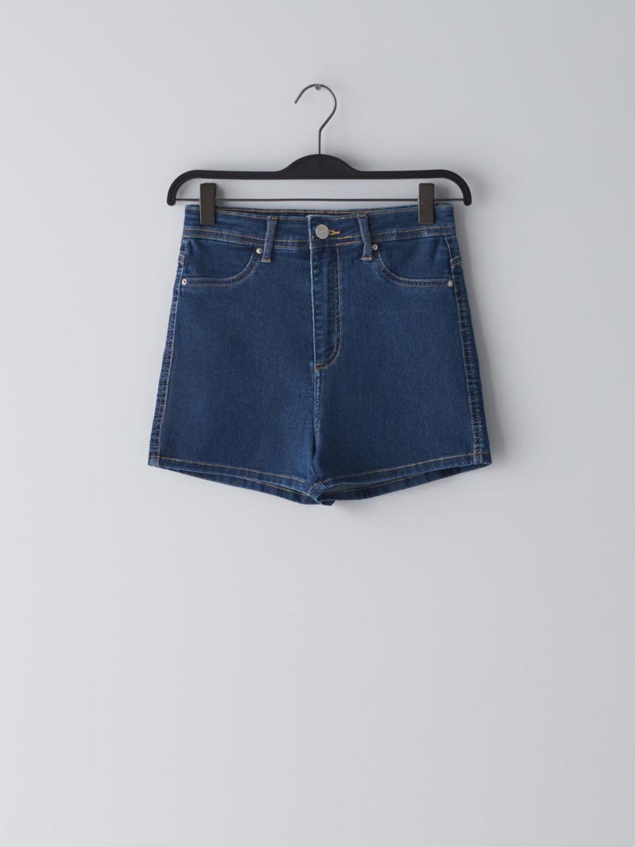 cropp-fashion-hlačice-modnialmanah