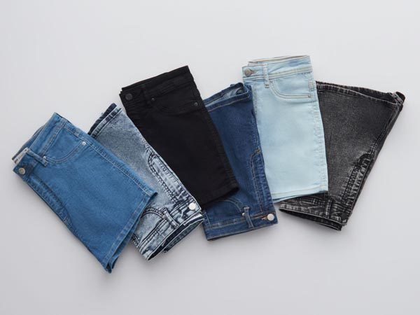 cropp-fashion-hlačice-modnialmanah