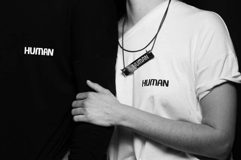 fashion-human-Saša-Maksimiljanović-šime-eškinja-modnialmanah