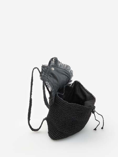 reserved-fashion-torbica-modni-detalj-modnialmanah