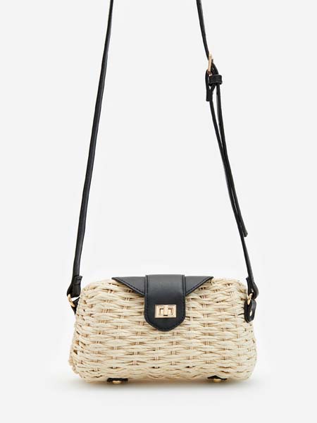 reserved-fashion-torbica-modni-detalj-modnialmanah