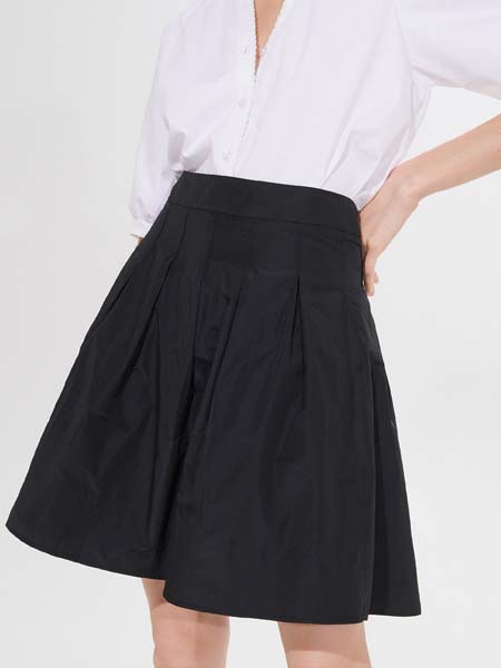mohito-fashion-modnialmanah-poslovni-look