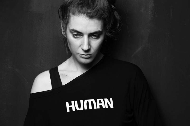 fashion-human-Saša-Maksimiljanović-šime-eškinja-modnialmanah