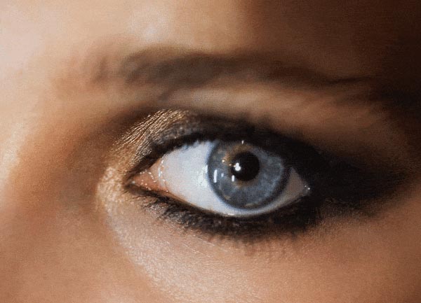 make-up-šminka-oči-modnialmanah