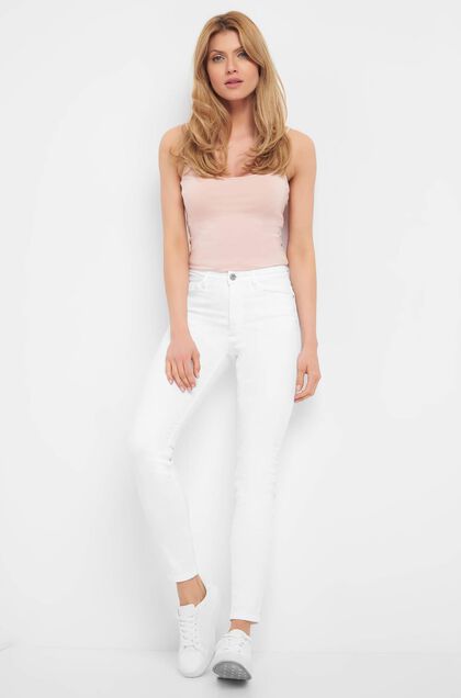 fashion-orsay-white-bijela-boja-modnialmanah