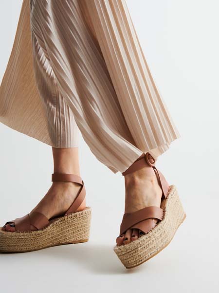 fashion-reserved-kolekcija-modnialmanah