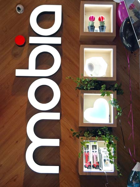 mobia-hr-lifestyle-gadget-smartphone-dodatna-oprema-mobiteli-modnialmanah-neven-ciganović-bojan-jambrošić-barbara-vicković