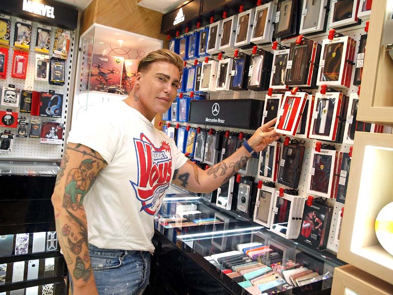 mobia-hr-lifestyle-gadget-smartphone-dodatna-oprema-mobiteli-modnialmanah-neven-ciganović-bojan-jambrošić-barbara-vicković