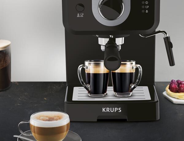 Krups-OPIO-Espresso-lifestyle-coffee-cappuccino-modnialmanah