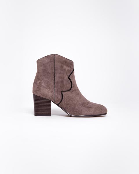 ccc-shoes&bags-modnialmanah-čizmice