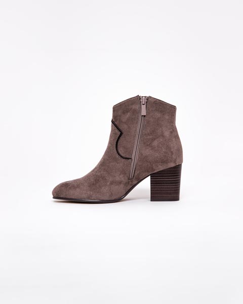 ccc-shoes&bags-modnialmanah-čizmice