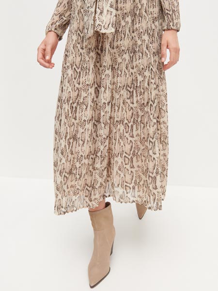 reserved-fashion-modnialmanah