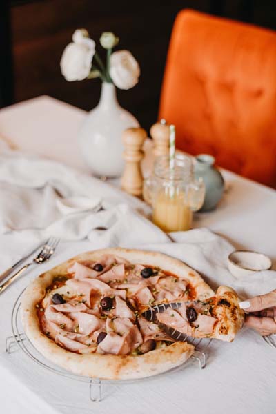 lažni-svjedok-restoran-gastro-food-hrana-modnialmanah