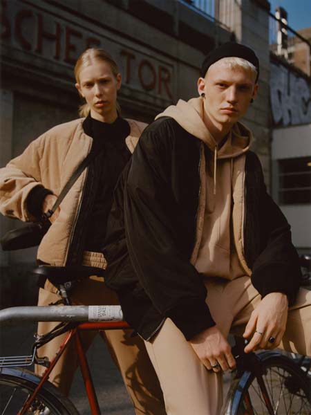 fashion-moda-reserved-unisex-modnialmanah