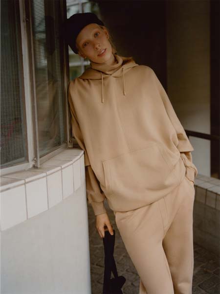 fashion-moda-reserved-unisex-modnialmanah