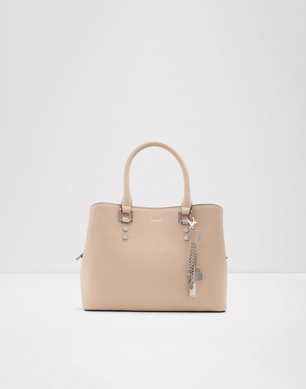 aldo-FRENCH-CHIC-Emily-in-Paris-fashion-moda-modnaialmanah